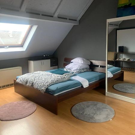 2 Room Apartament Messe إسن المظهر الخارجي الصورة