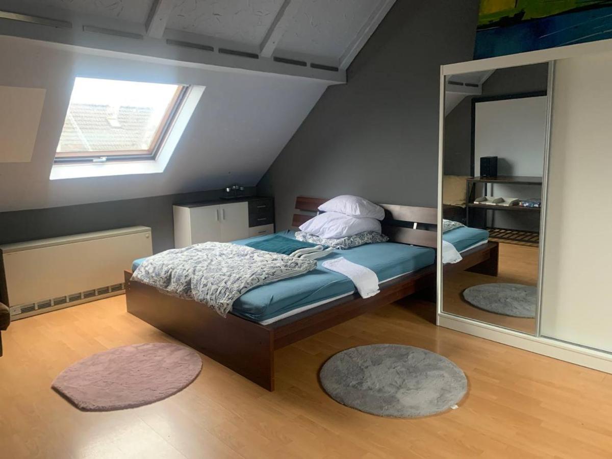 2 Room Apartament Messe إسن المظهر الخارجي الصورة