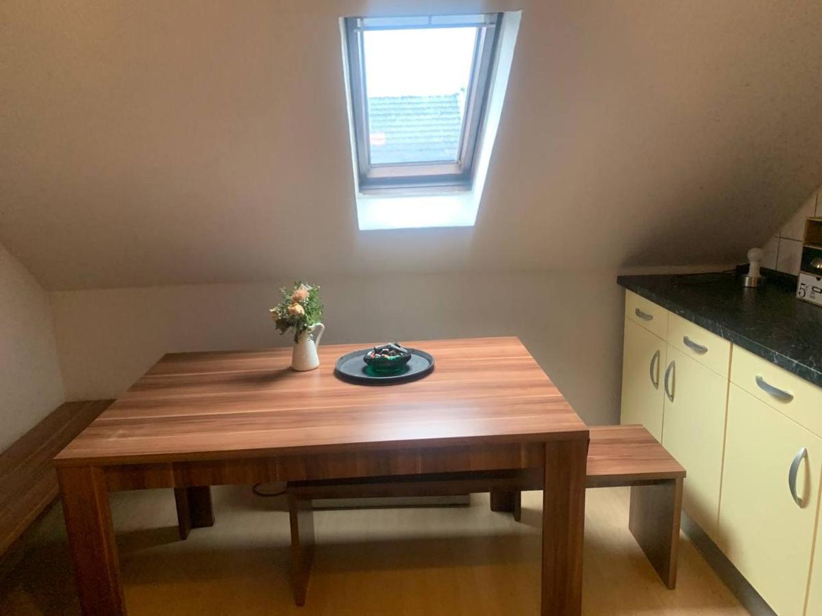 2 Room Apartament Messe إسن المظهر الخارجي الصورة