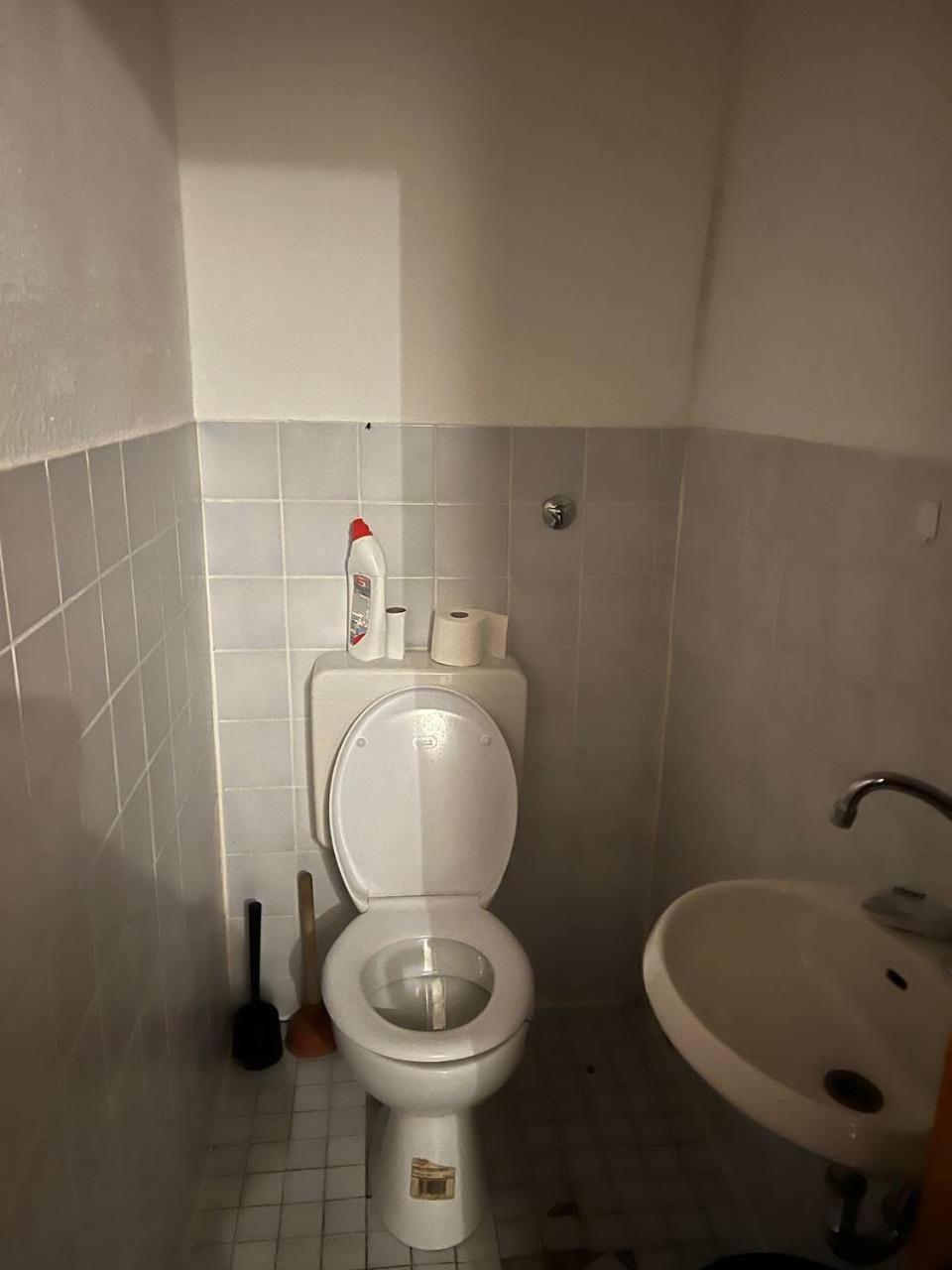 2 Room Apartament Messe إسن المظهر الخارجي الصورة