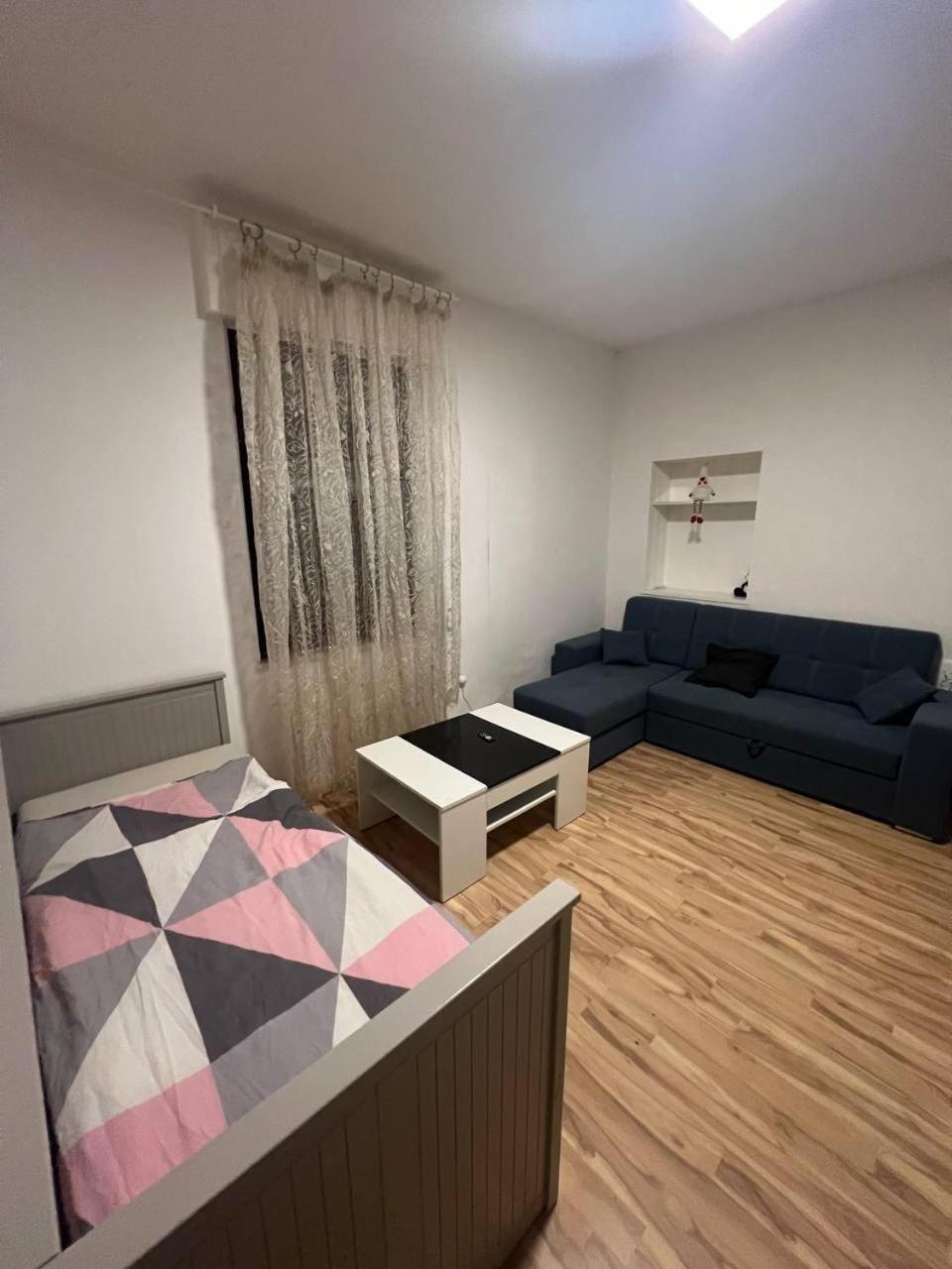 2 Room Apartament Messe إسن المظهر الخارجي الصورة